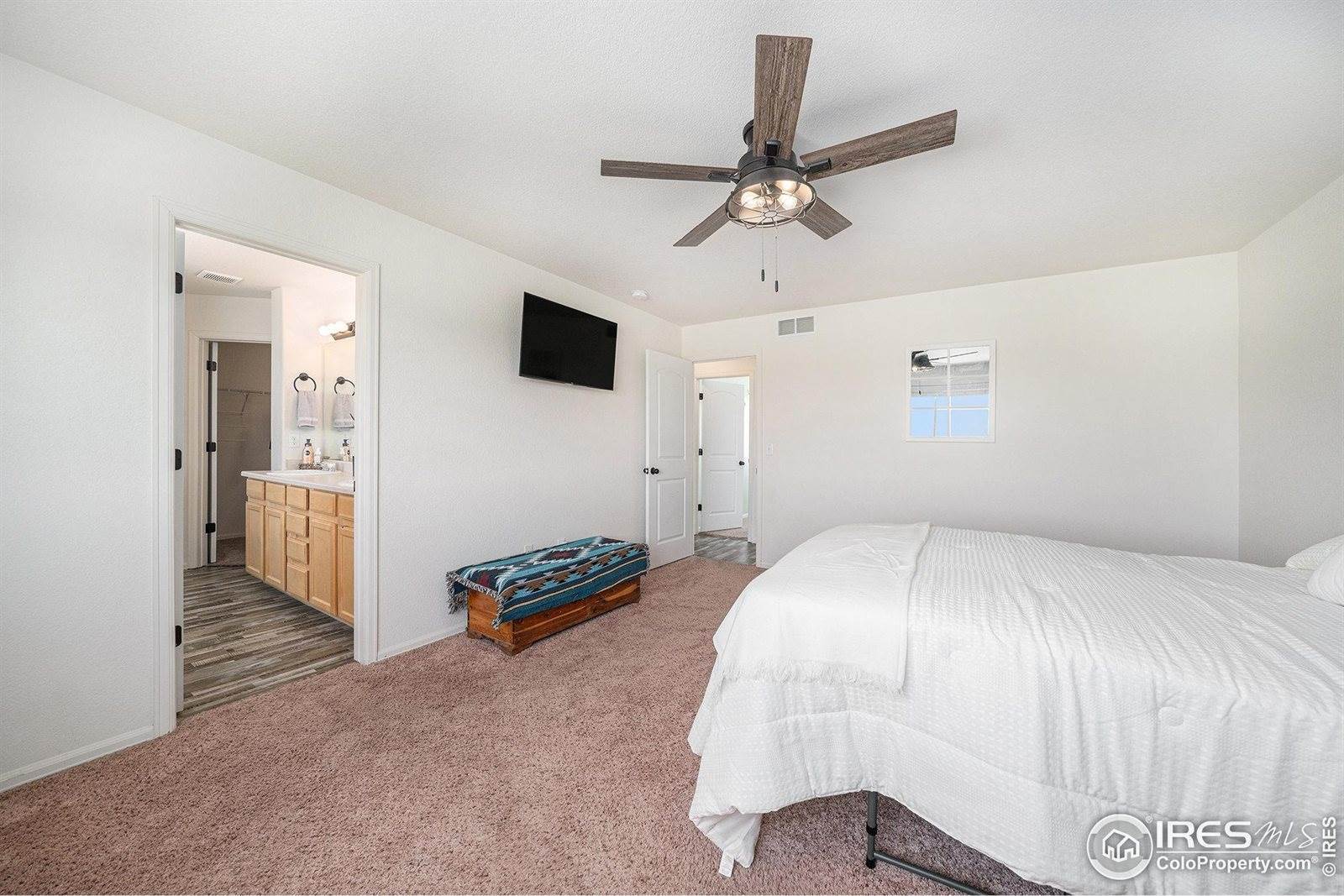 993 Dove Hill Rd, La Salle, CO 80645