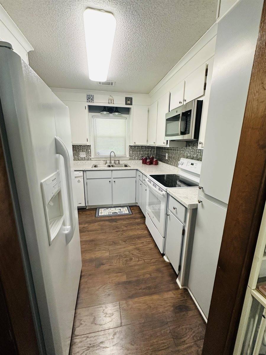 214 Four Iron Drive, Summerville, SC 29483