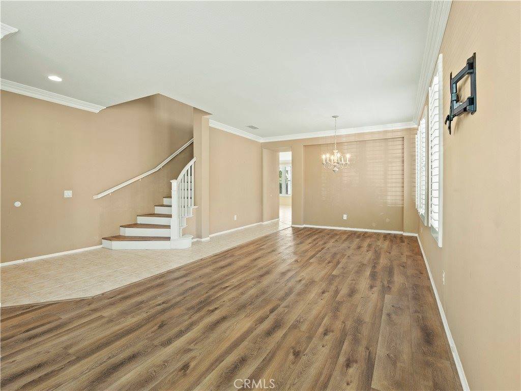 30375 June Rose Court, Castaic, CA 91384