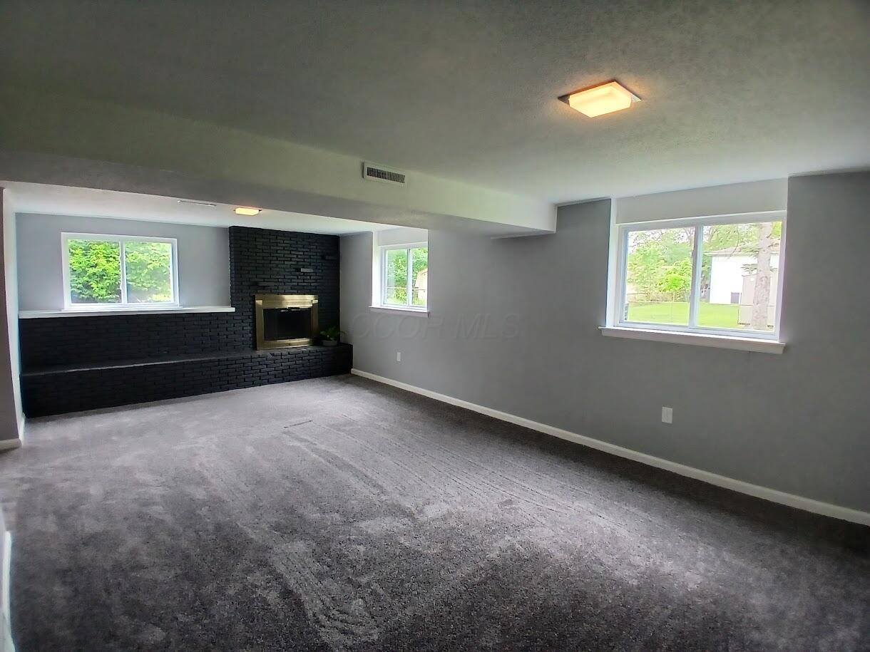 2489 Lipton Road, Columbus, OH 43232