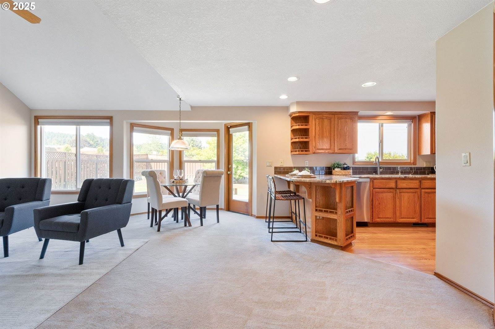 8355 SW 159TH Pl, Beaverton, OR 97007