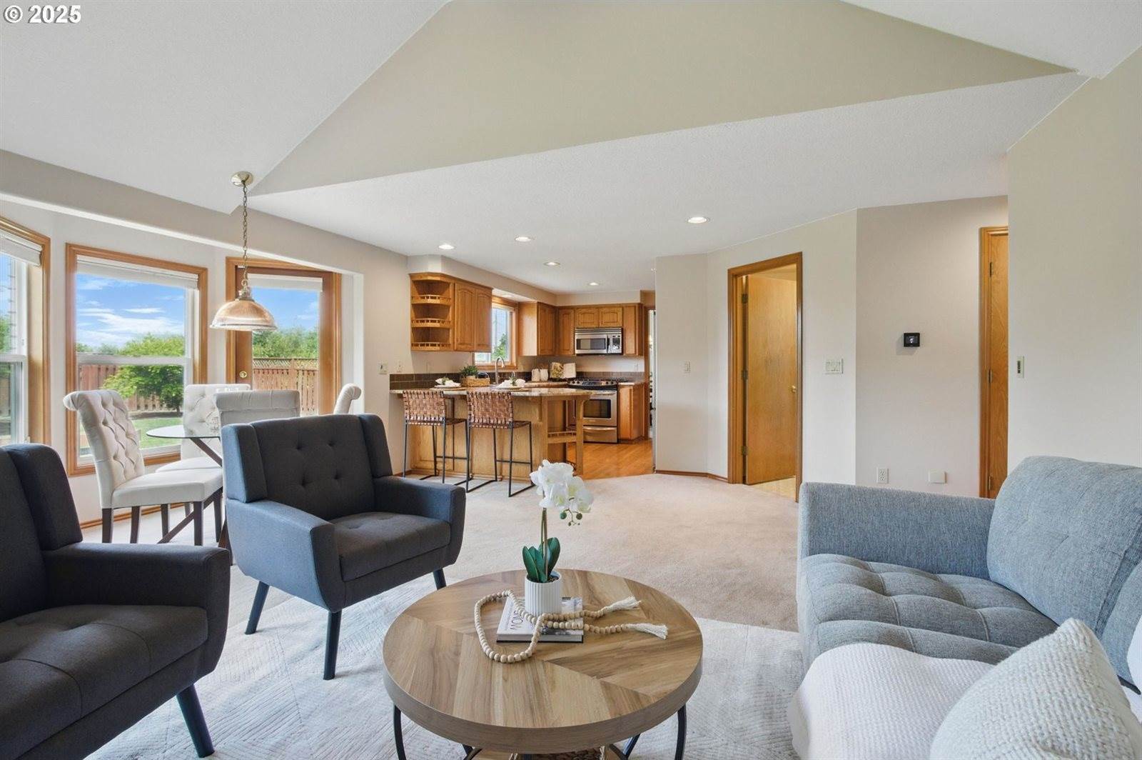 8355 SW 159TH Pl, Beaverton, OR 97007