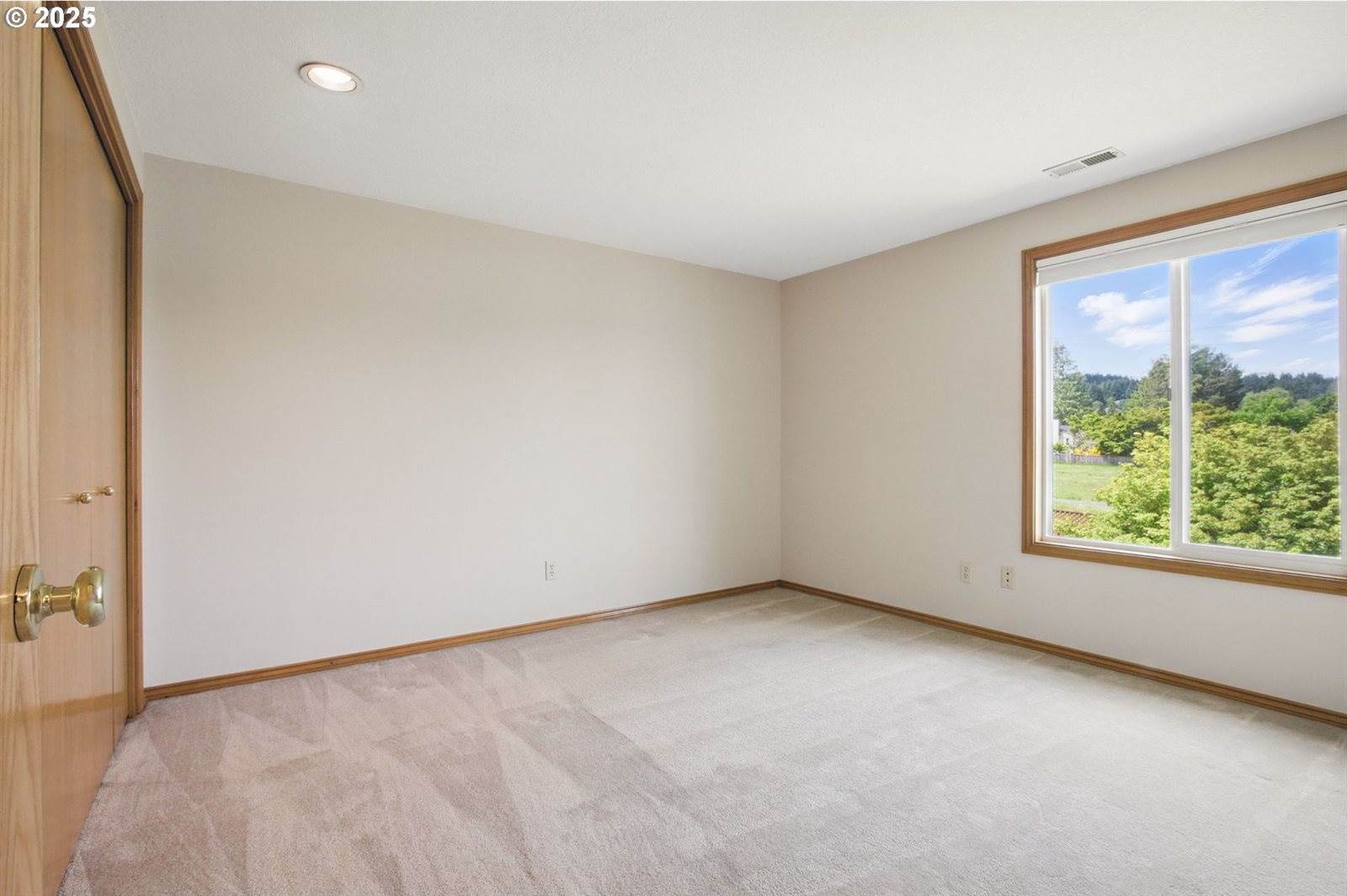 8355 SW 159TH Pl, Beaverton, OR 97007