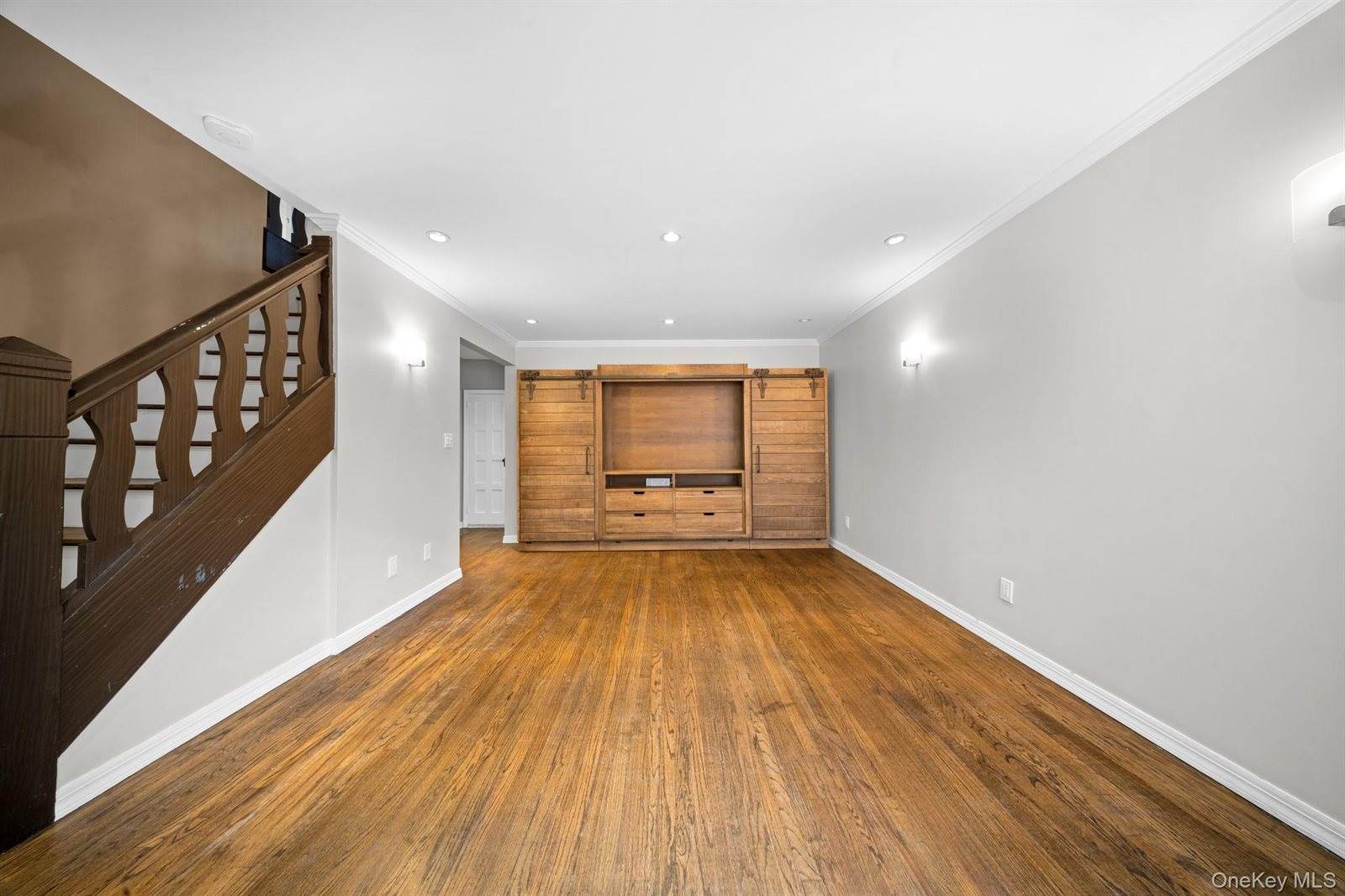 40-40 203rd Street, New York, NY 11361