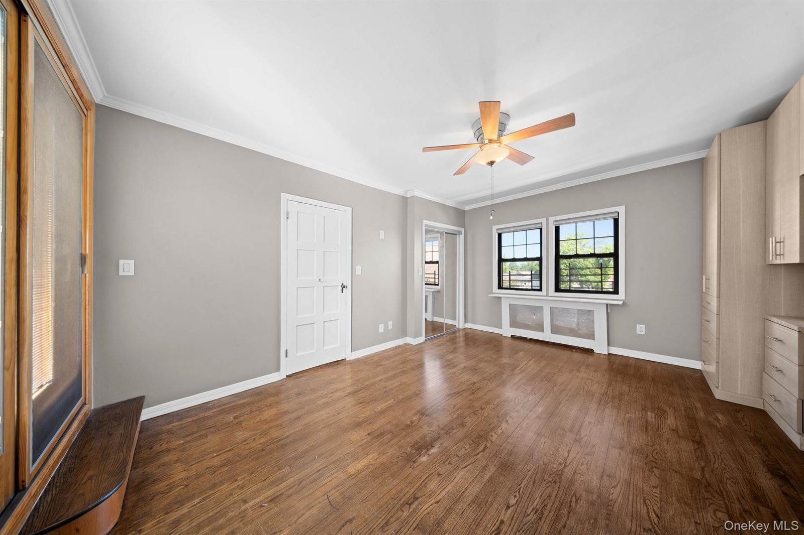 40-40 203rd Street, New York, NY 11361