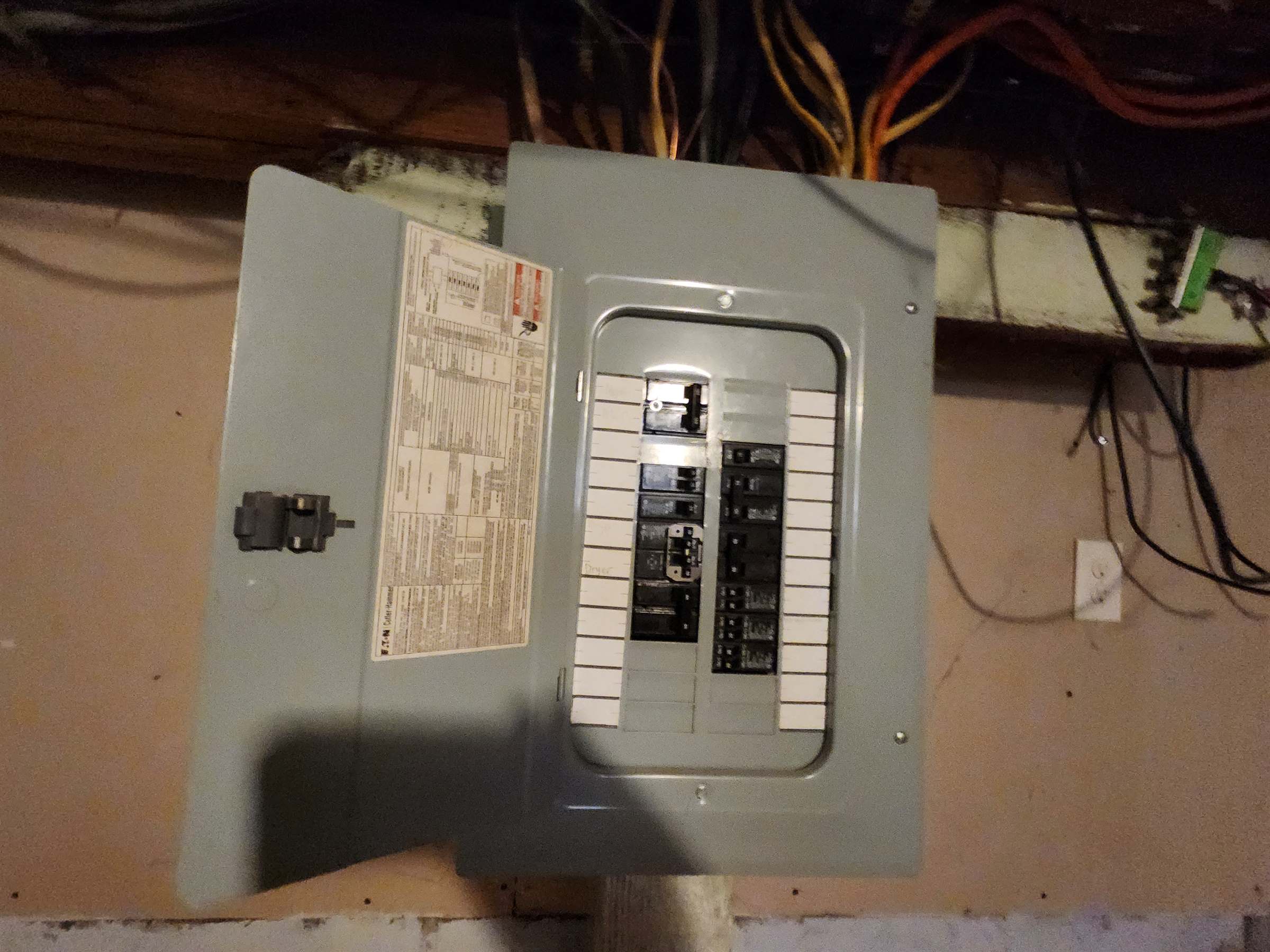 411 North Grove Dr, Wichita, KS 67214