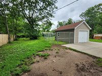 411 North Grove Dr, Wichita, KS 67214