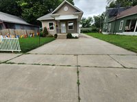 411 North Grove Dr, Wichita, KS 67214