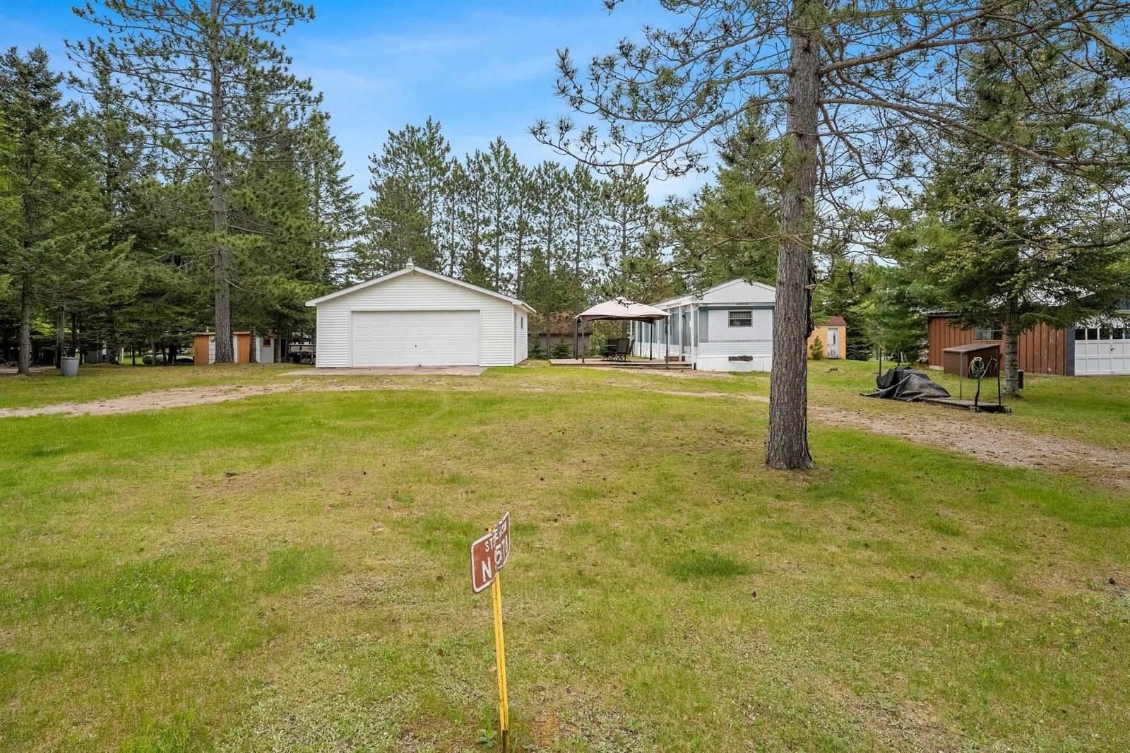 N9578 Dahleen Lane, Crivitz, WI 54114