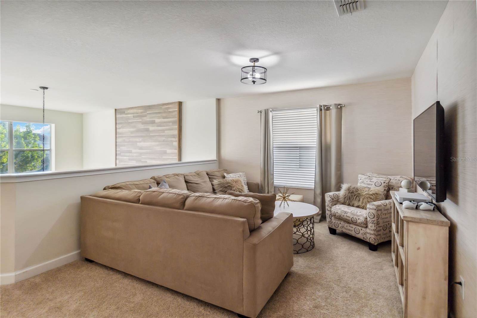 4740 Sleepy Hollow Dr, Kissimmee, FL 34746