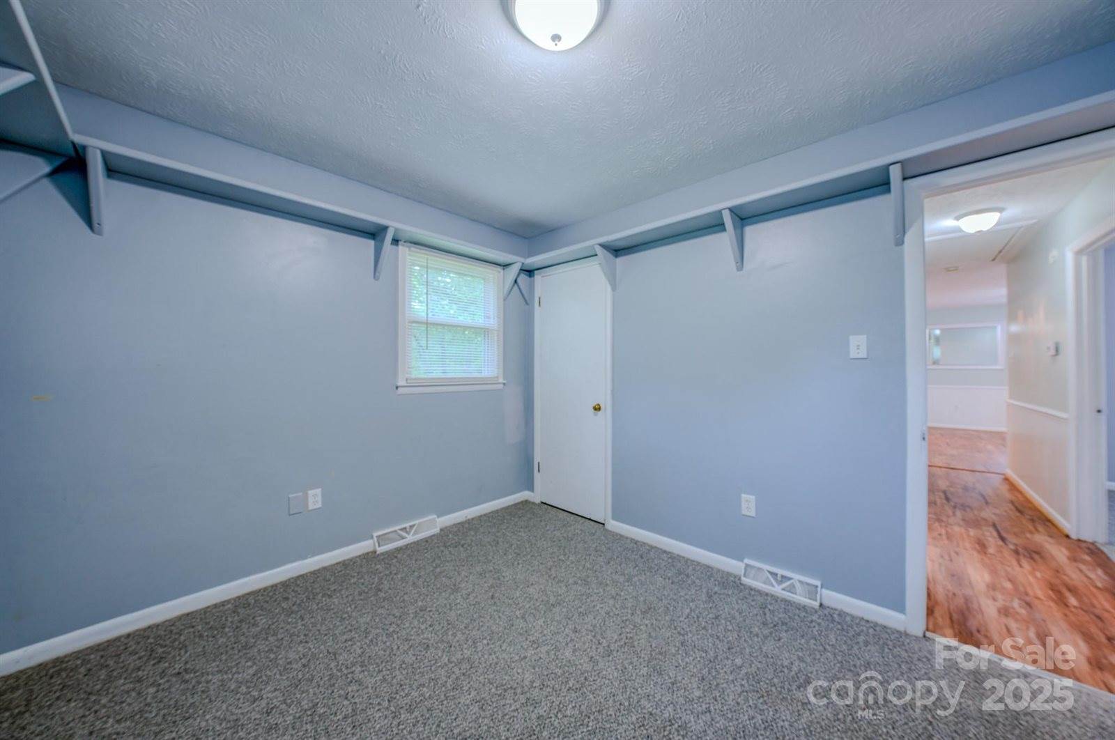 109 Chapman Drive, Asheville, NC 28805