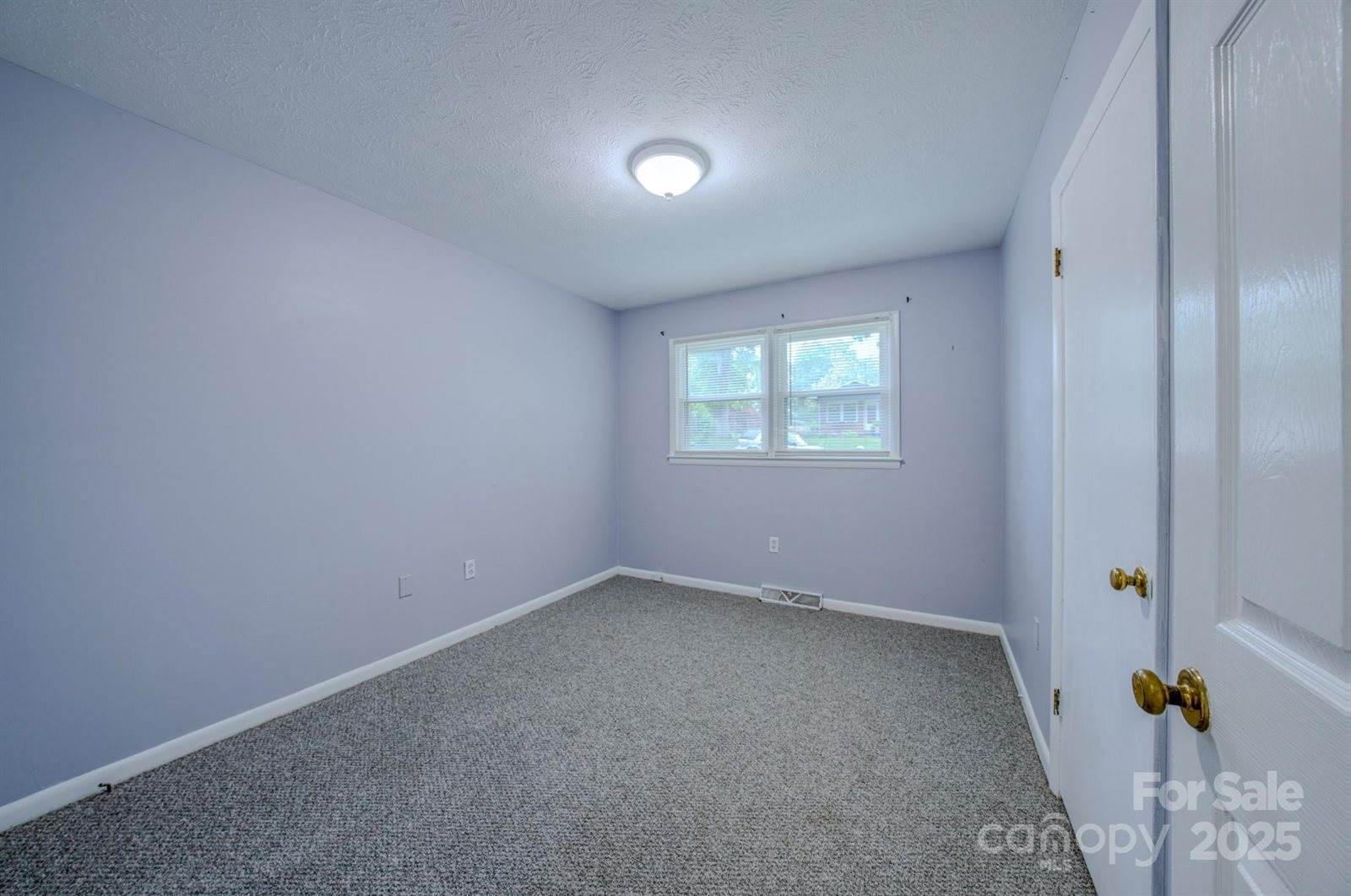 109 Chapman Drive, Asheville, NC 28805