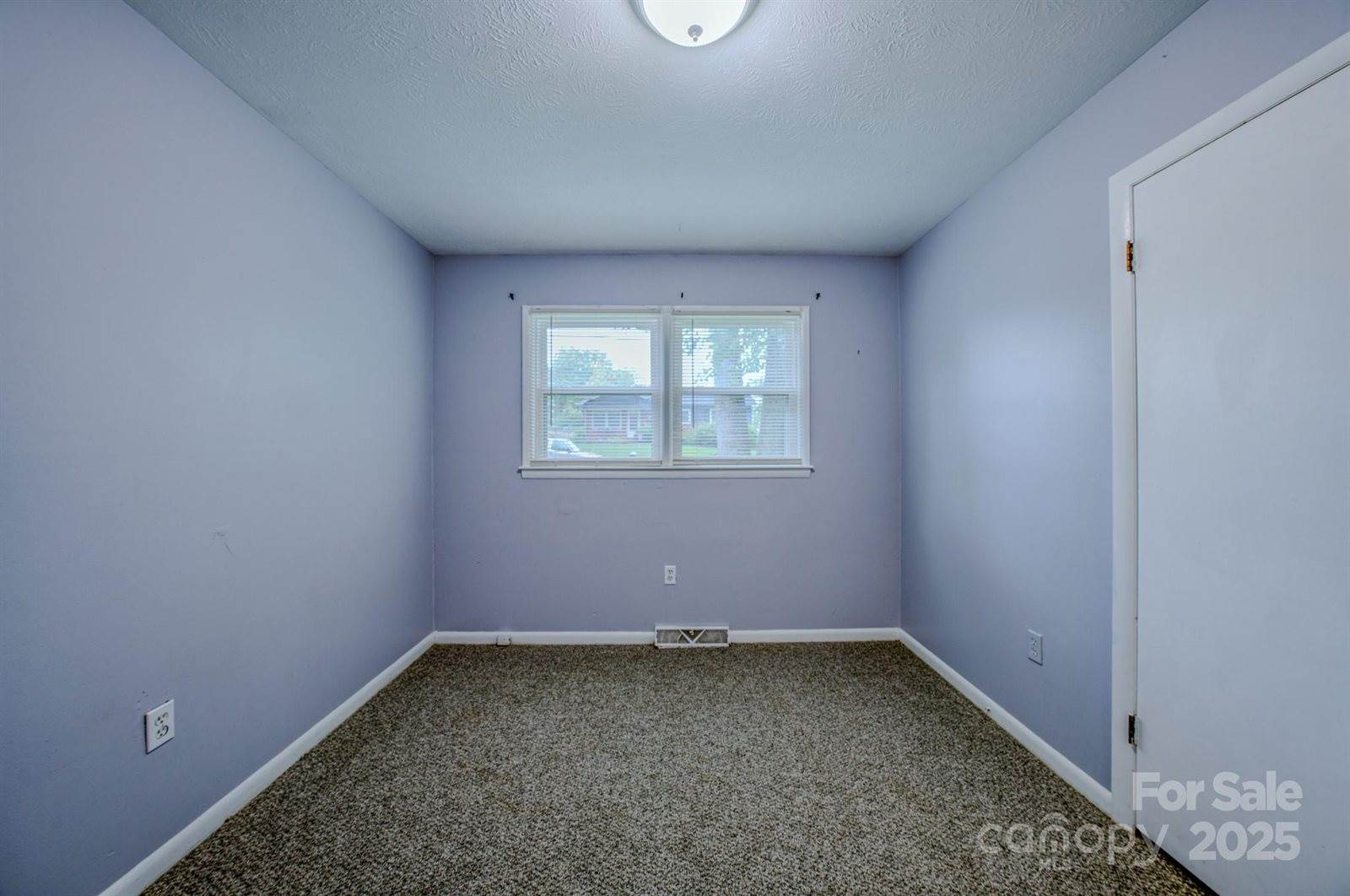 109 Chapman Drive, Asheville, NC 28805