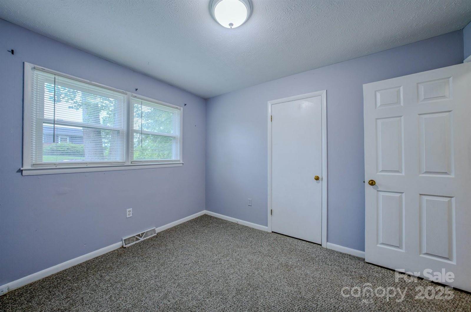 109 Chapman Drive, Asheville, NC 28805