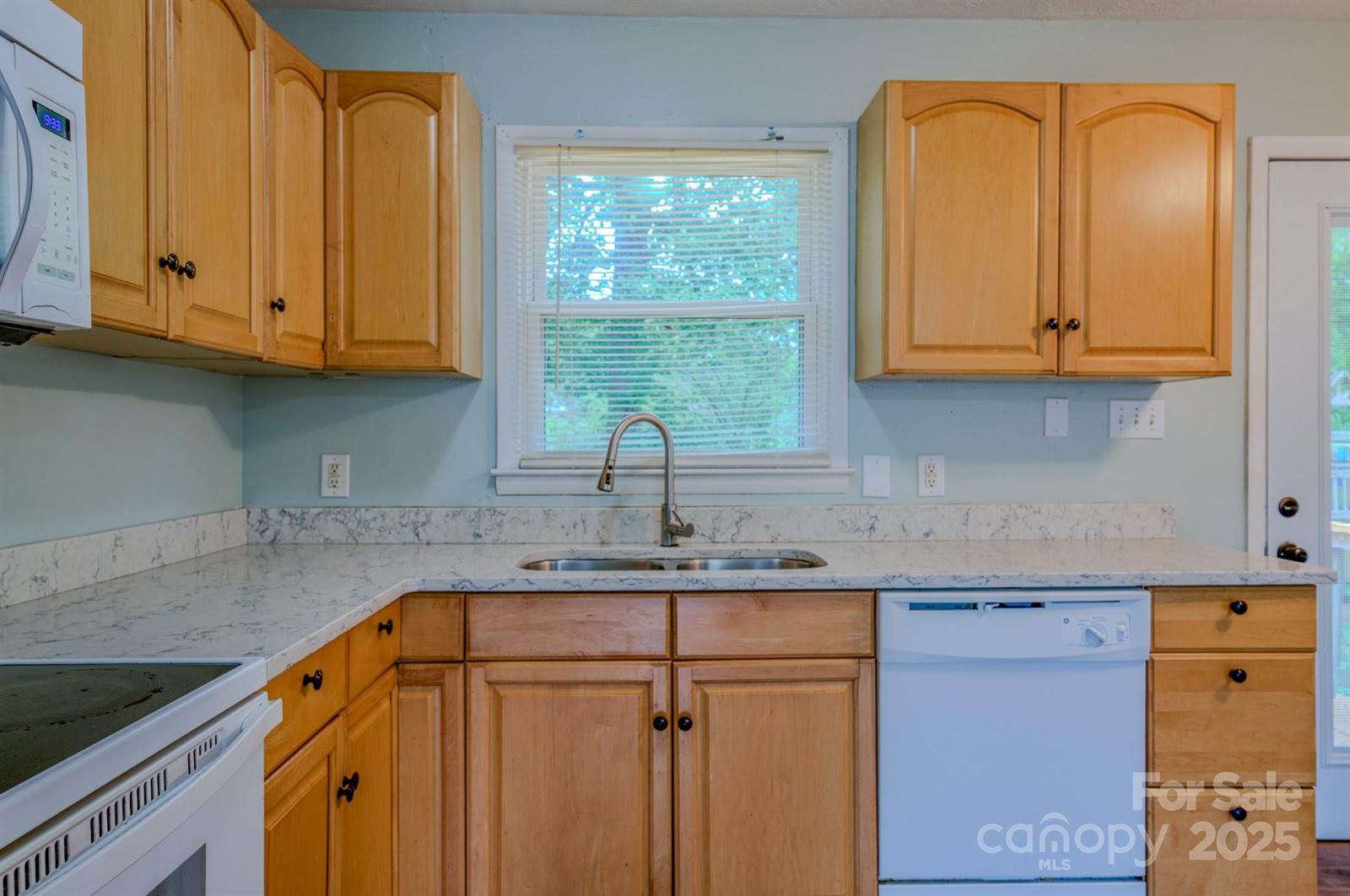 109 Chapman Drive, Asheville, NC 28805