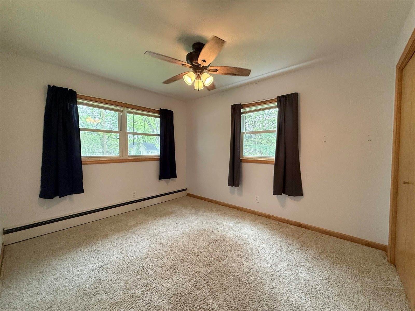 1208 E Blodgett Street, Marshfield, WI 54449