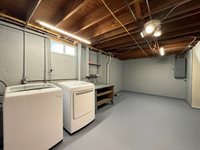 1208 E Blodgett Street, Marshfield, WI 54449