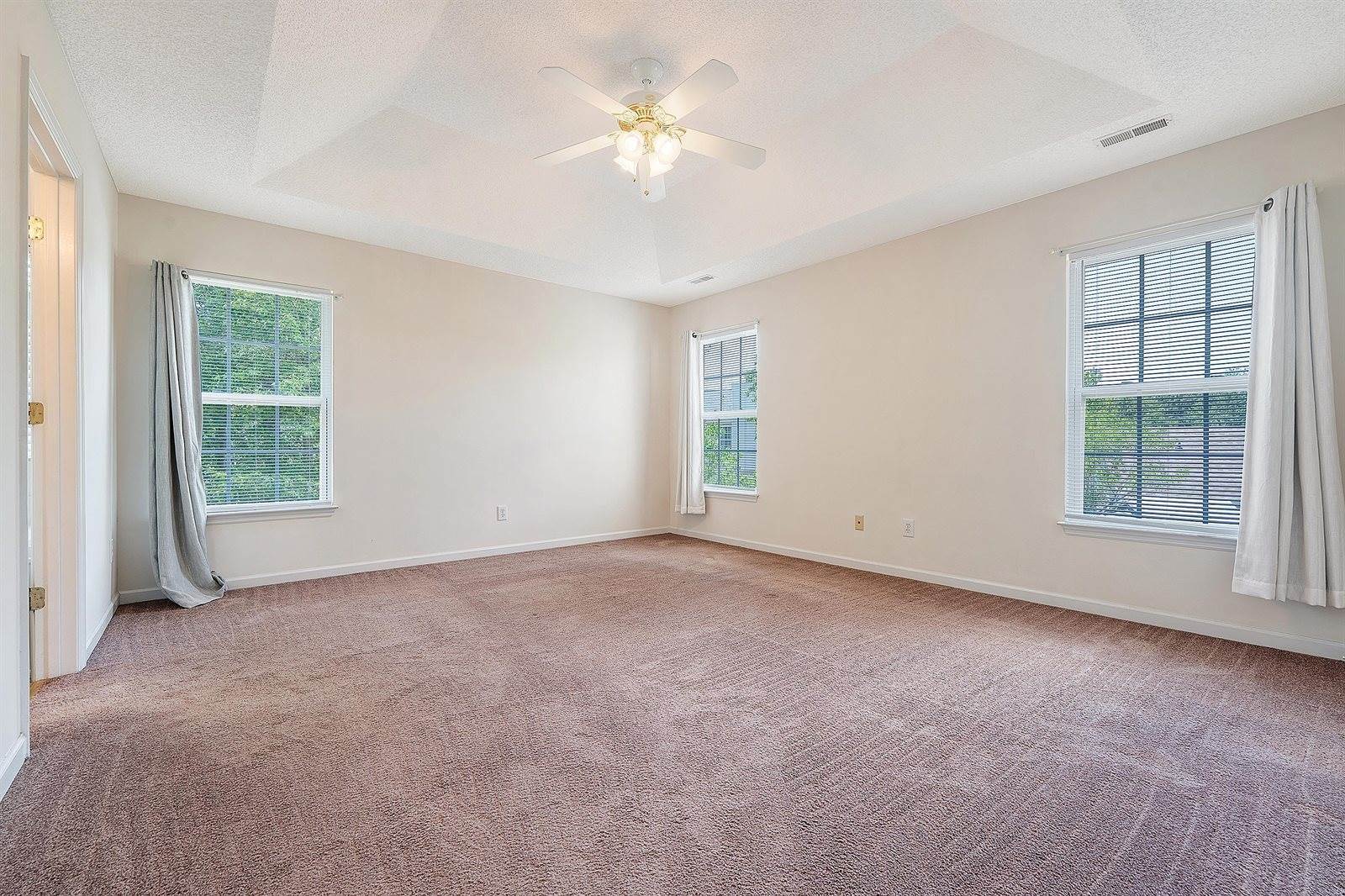 1042 Cobblestone Boulevard, Summerville, SC 29486