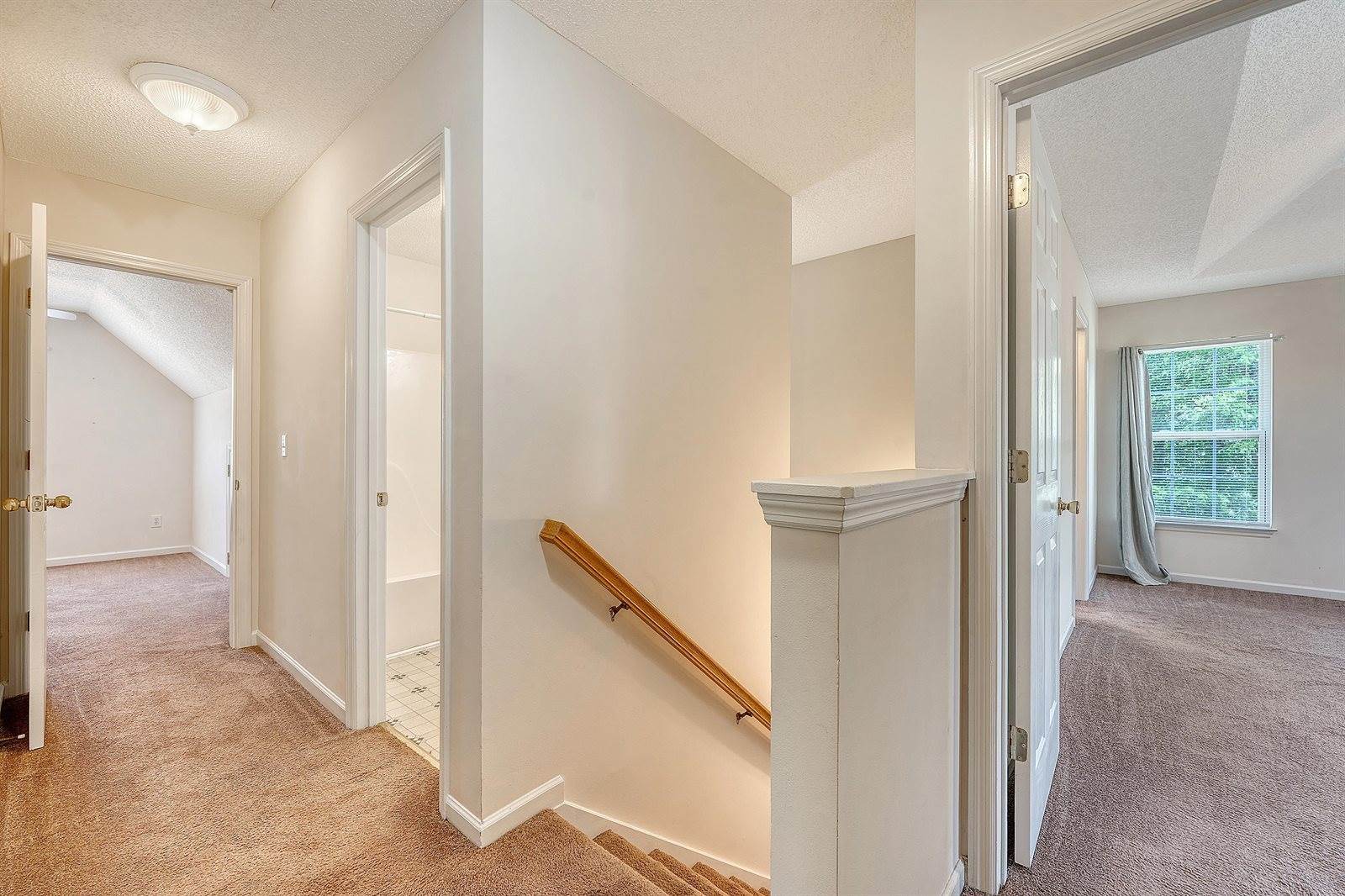 1042 Cobblestone Boulevard, Summerville, SC 29486