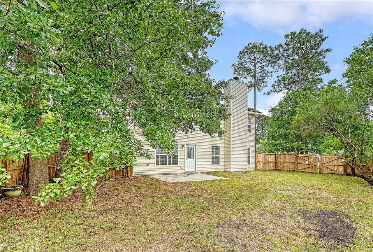 1042 Cobblestone Boulevard, Summerville, SC 29486