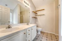 1042 Cobblestone Boulevard, Summerville, SC 29486