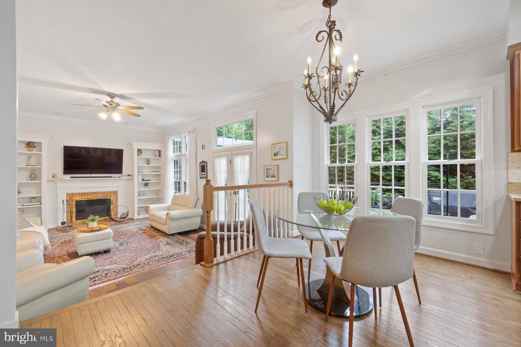 11406 Royal View, North Potomac, MD 20878