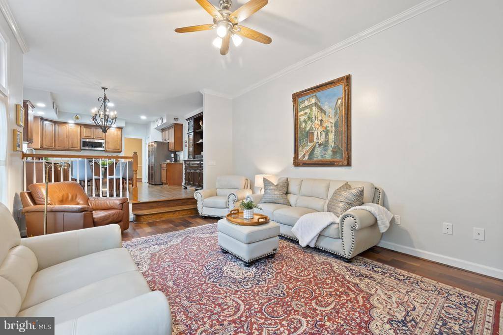 11406 Royal View, North Potomac, MD 20878