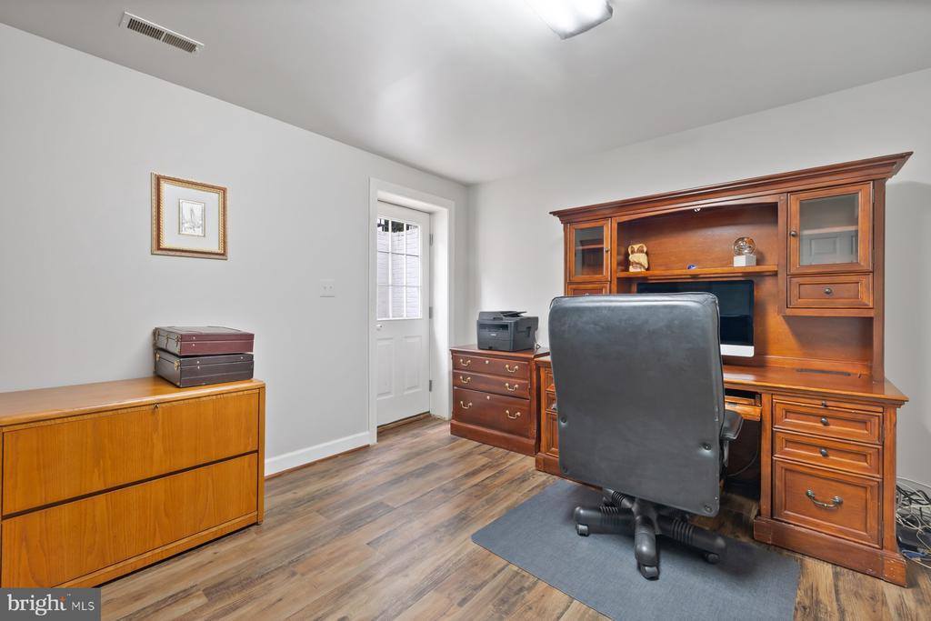 11406 Royal View, North Potomac, MD 20878