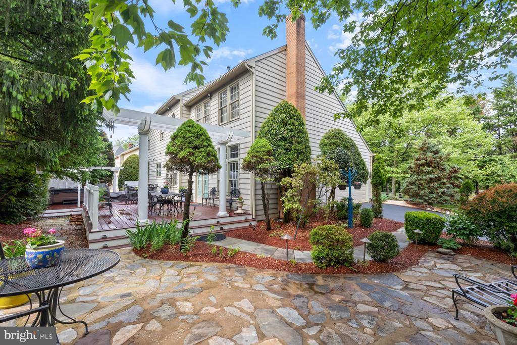 11406 Royal View, North Potomac, MD 20878