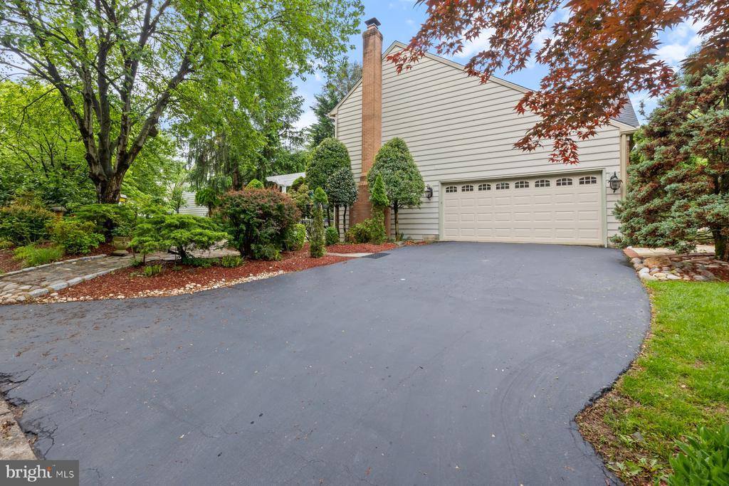 11406 Royal View, North Potomac, MD 20878