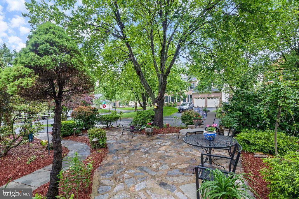 11406 Royal View, North Potomac, MD 20878