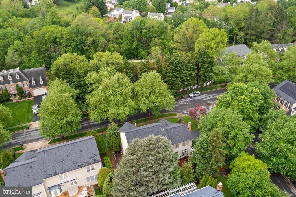 11406 Royal View, North Potomac, MD 20878