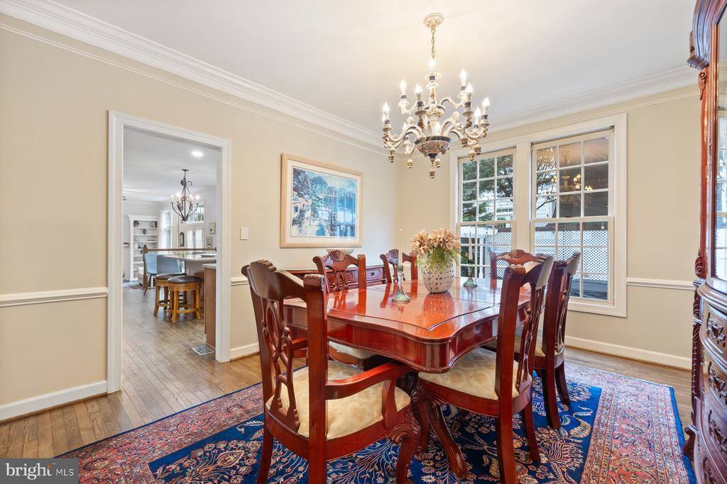 11406 Royal View, North Potomac, MD 20878