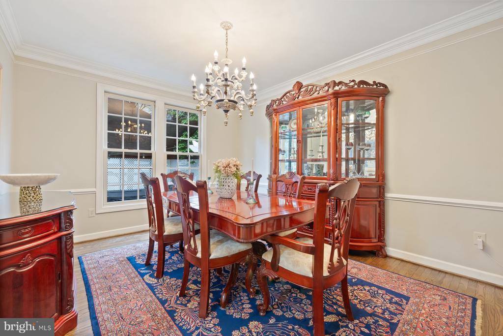 11406 Royal View, North Potomac, MD 20878