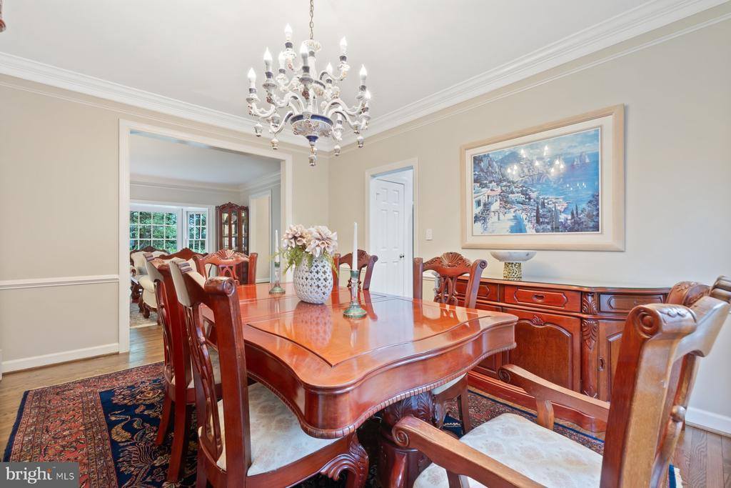 11406 Royal View, North Potomac, MD 20878