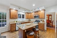 11406 Royal View, North Potomac, MD 20878