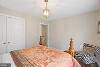 11406 Royal View, North Potomac, MD 20878