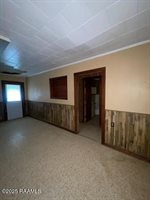 805 South Mcgown Street, Rayne, LA 70578