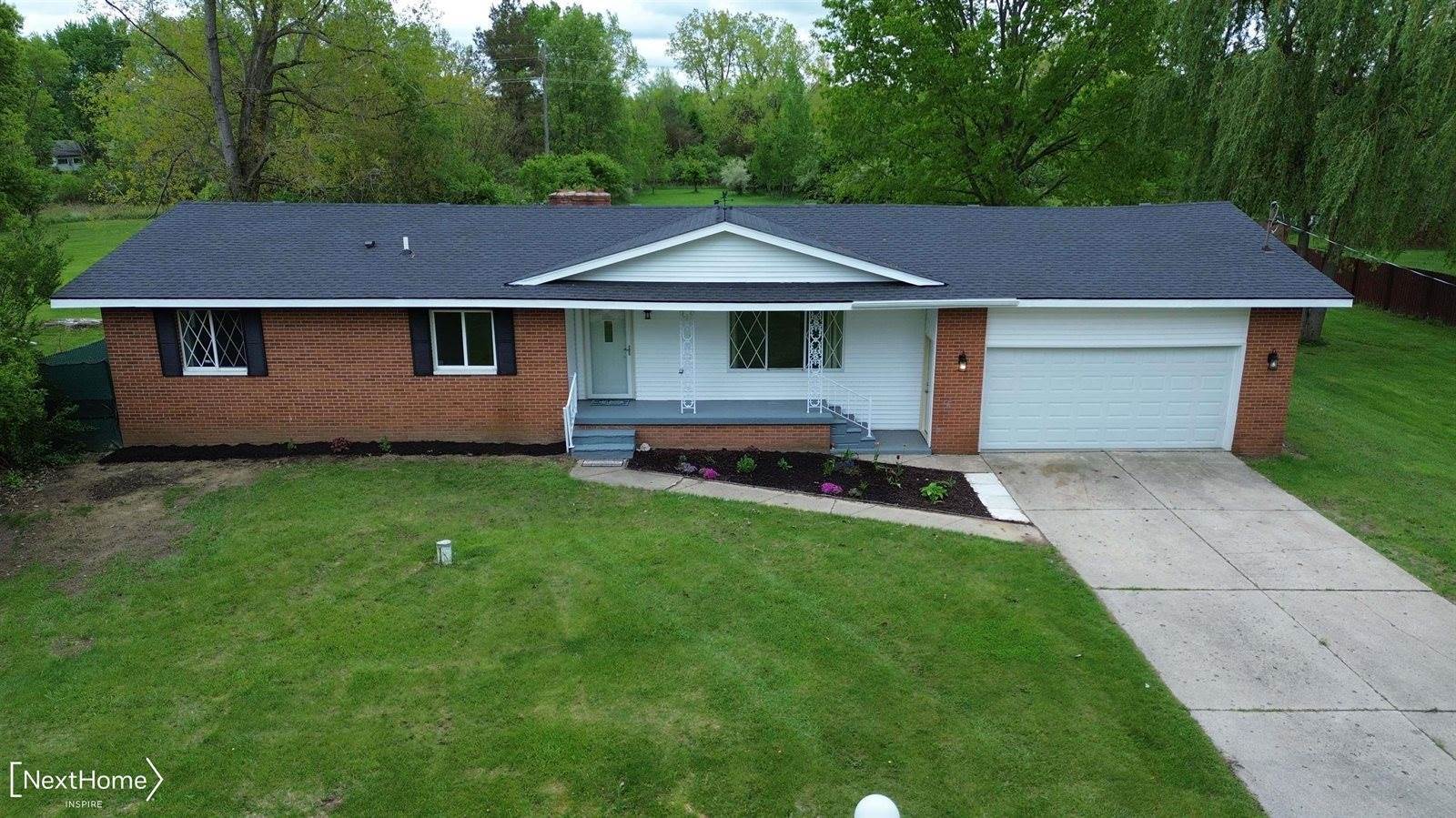 6476 Mount Morris Road, Mount Morris, MI 48458