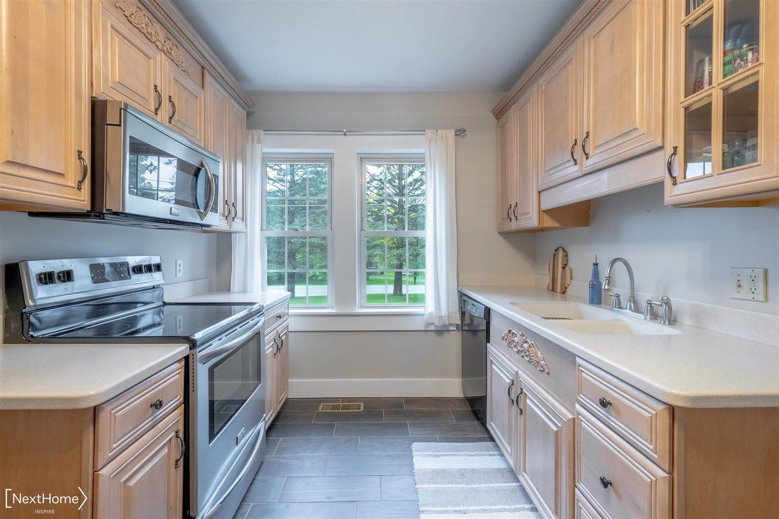 6005 N Seymour Road, Flushing, MI 48433