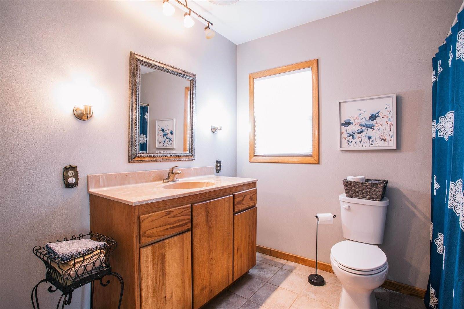 208 W Miller Street, Greenwood, WI 54437