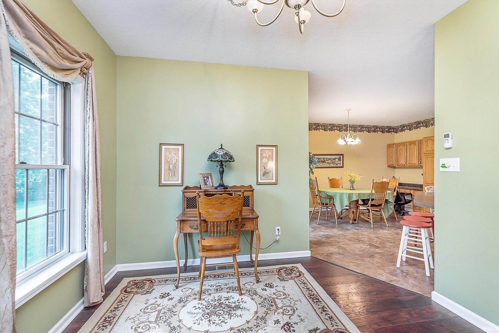 5002 Fairway Drive, Muncie, IN 47302