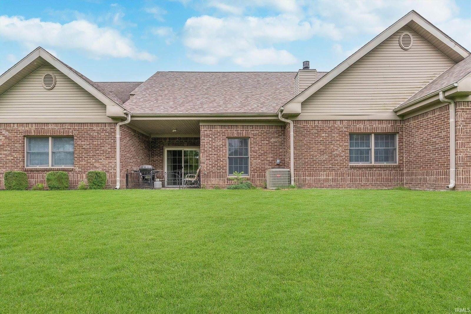 5002 Fairway Drive, Muncie, IN 47302
