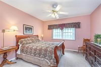 5002 Fairway Drive, Muncie, IN 47302