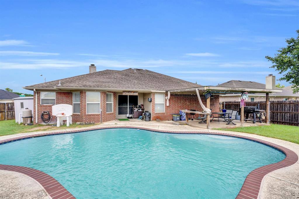 1623 Bertram Drive, Mansfield, TX 76063