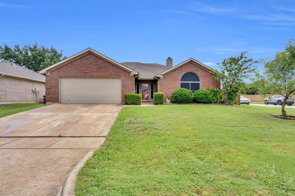 1623 Bertram Drive, Mansfield, TX 76063