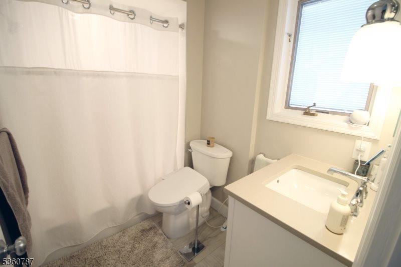 137 Oak Ridge Ave, Nutley Township, NJ 07110