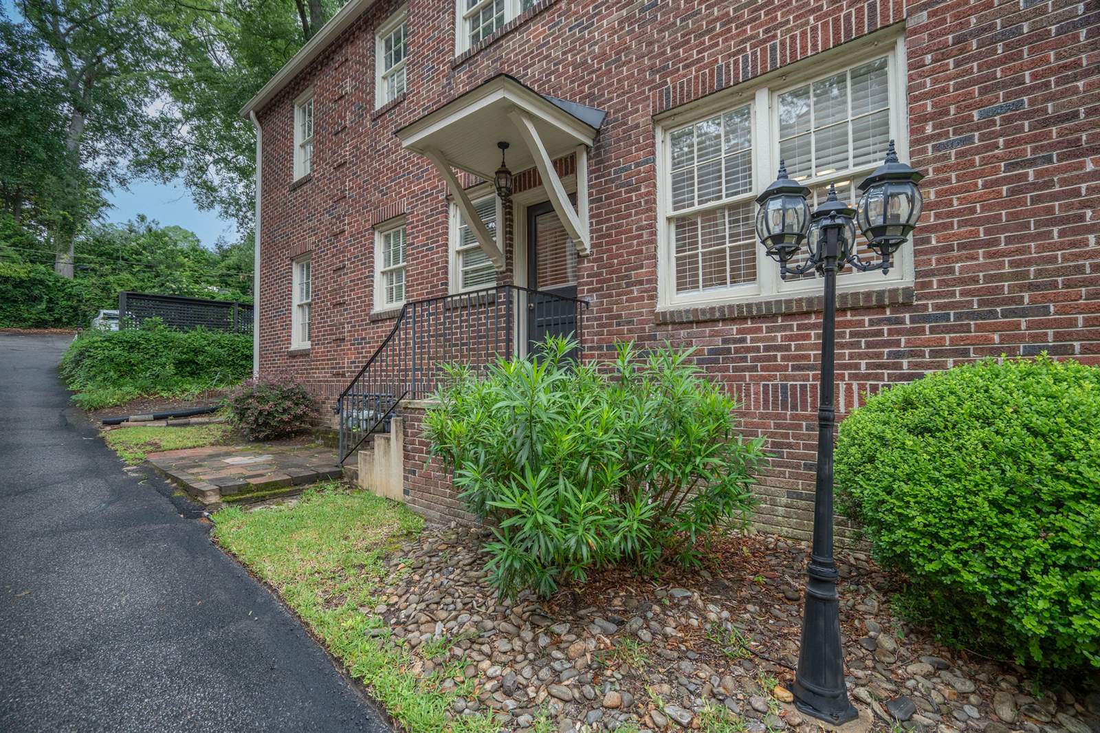 400 Waccamaw Ave A, Columbia, SC 29205