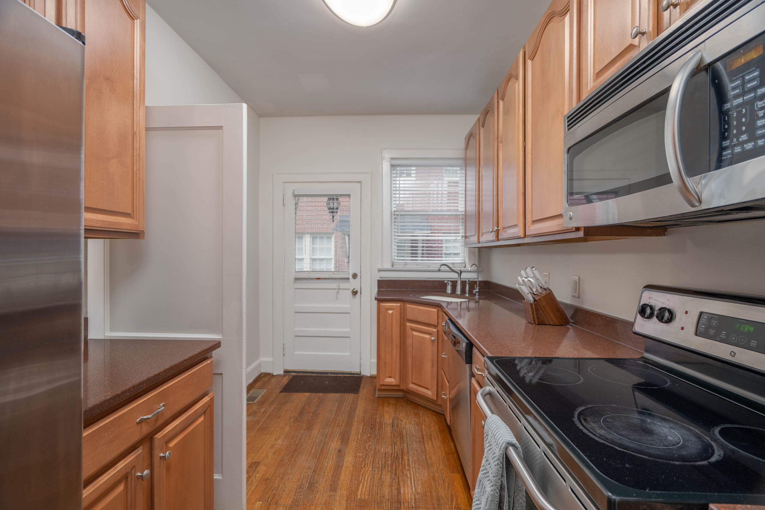 400 Waccamaw Ave A, Columbia, SC 29205