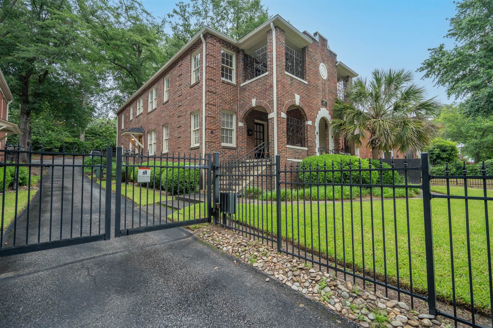 400 Waccamaw Ave A, Columbia, SC 29205